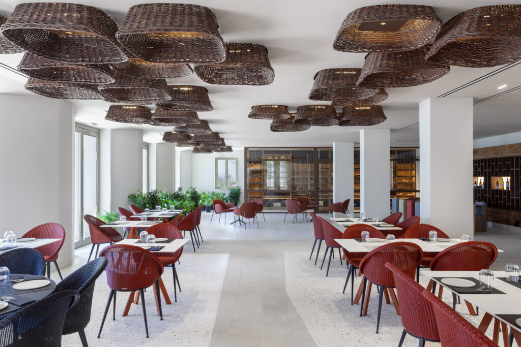restaurant