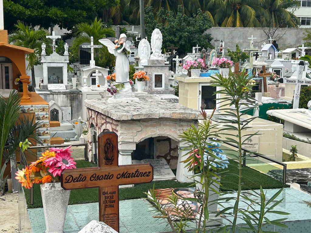 Historic Cemetery, Cancun