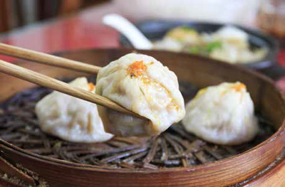 Chinese dim sum steamed buns
