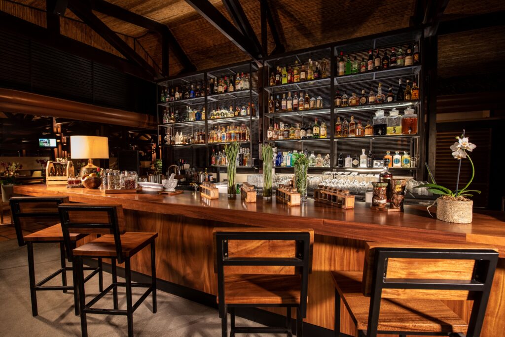 bar