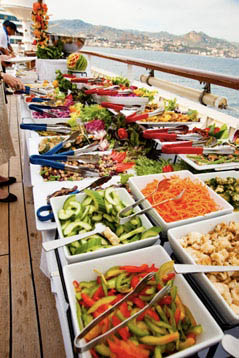 Buffet © WINDSTAR CRUISES