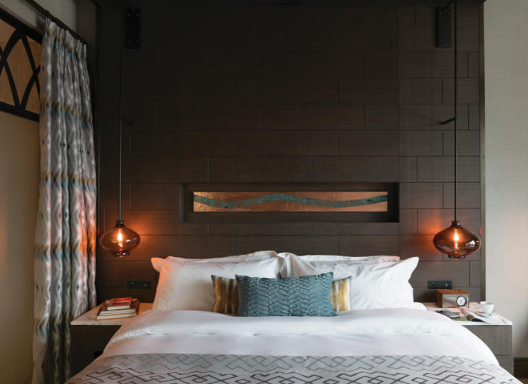 Hotel Arras guestroom © McKibbon Hospitality