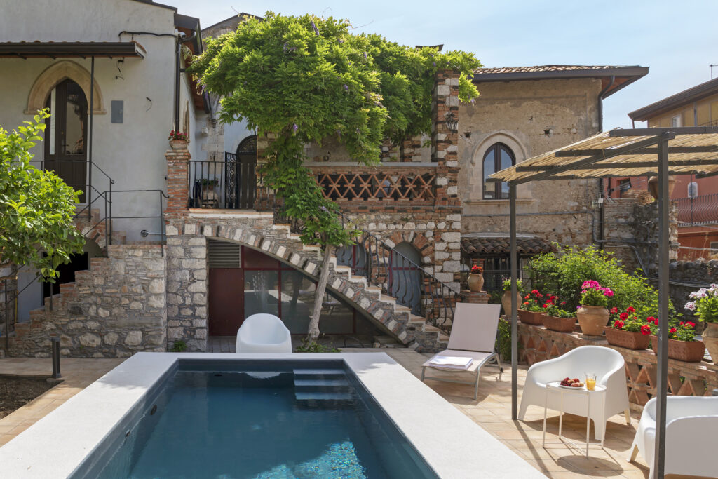 villa