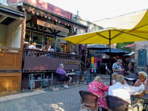 Oberon's Restaurant and Bar, Ashland, Oregon