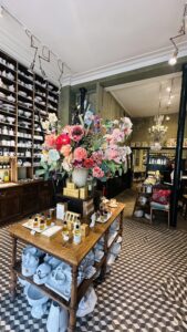 Inside the Astier de Villate, 6th arrondissement