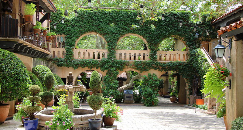 Tlaquepaque Arts & Craft Village