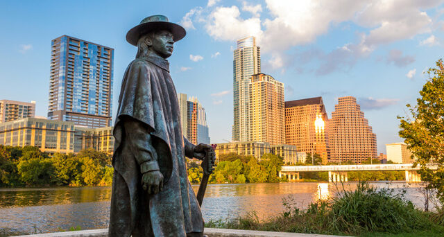Stevie Ray Vaughan statue
